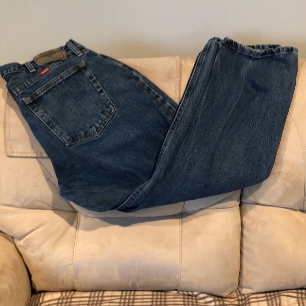- Wrangler Jeans 👖 - Picture 5 of 10